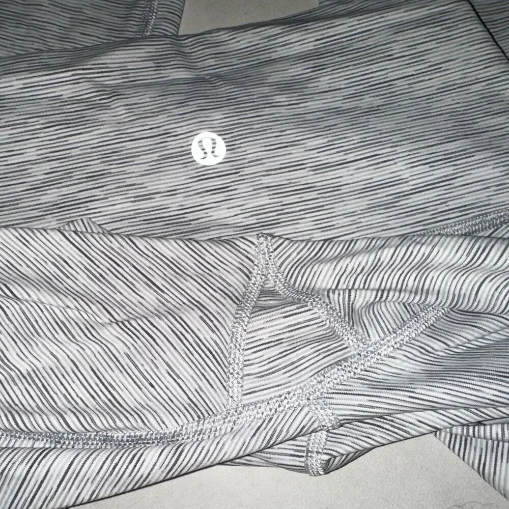 Lululemon Wunder Under High-Rise Striped 7/8 Tight Luxtreme Women's Size 2